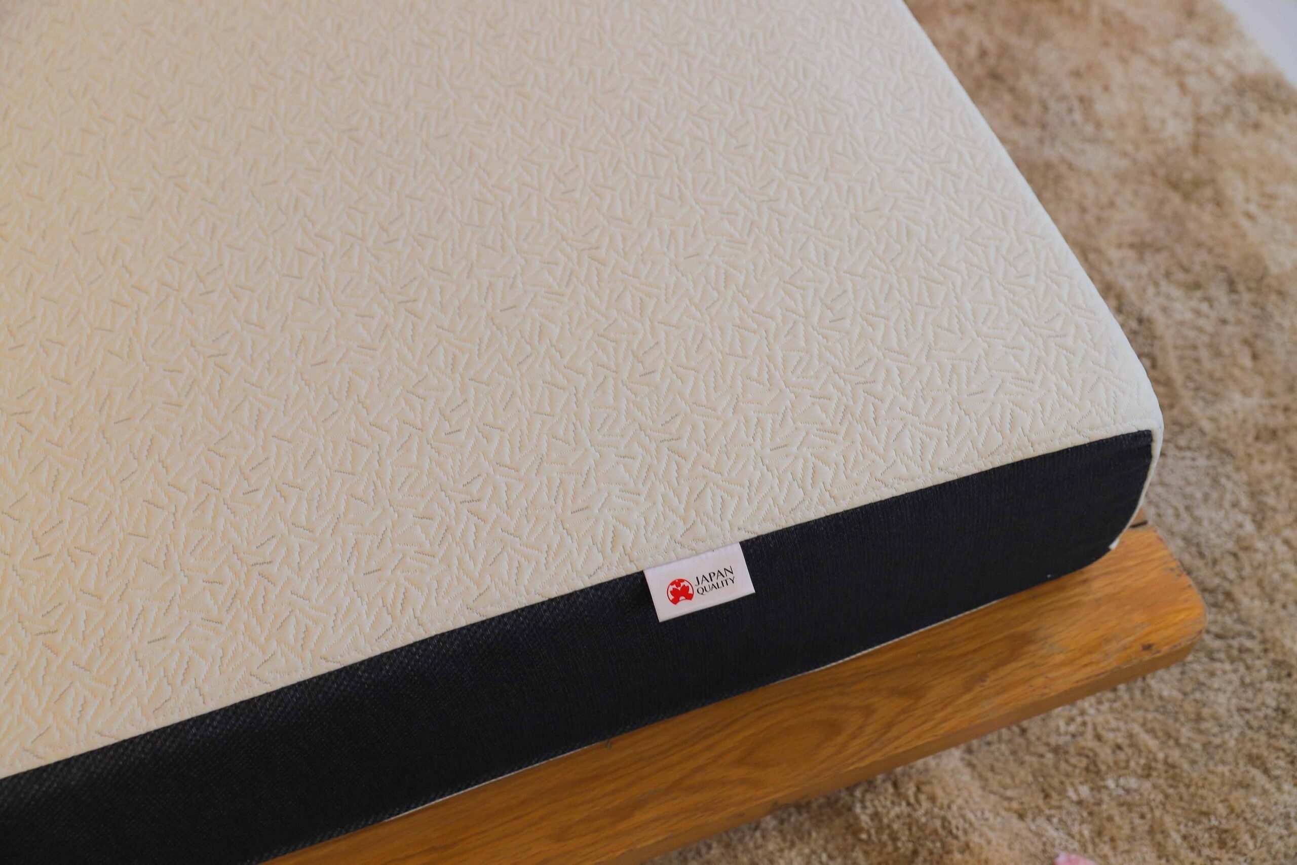 Đệm foam đa tầng Massage Inoac Oyasumi 7 zone-1